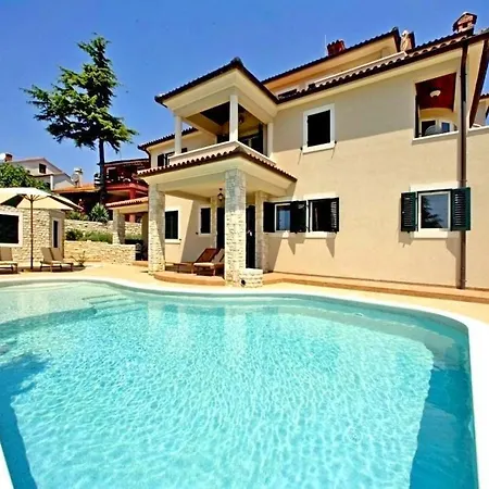 Aleksandar Apartamento Premantura